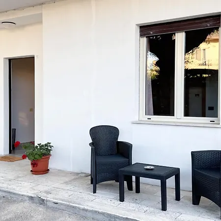 بيت للعطل Allombra Della Quercia أورتونا