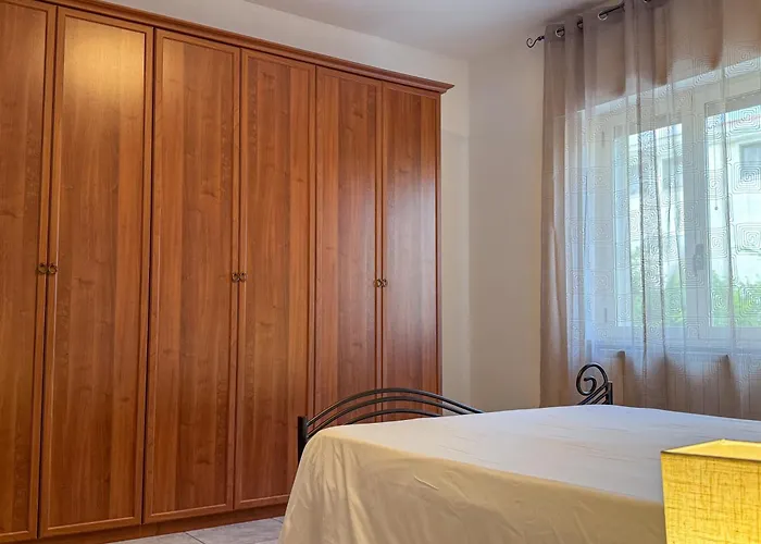 All'ombra Della Quercia *