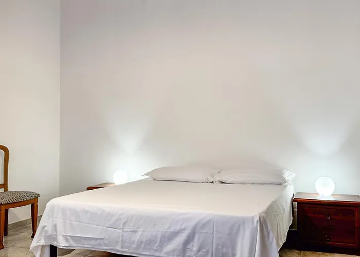 別荘 All'ombra Della Quercia オルトーナ