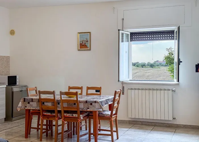 All'ombra Della Quercia * Ortona